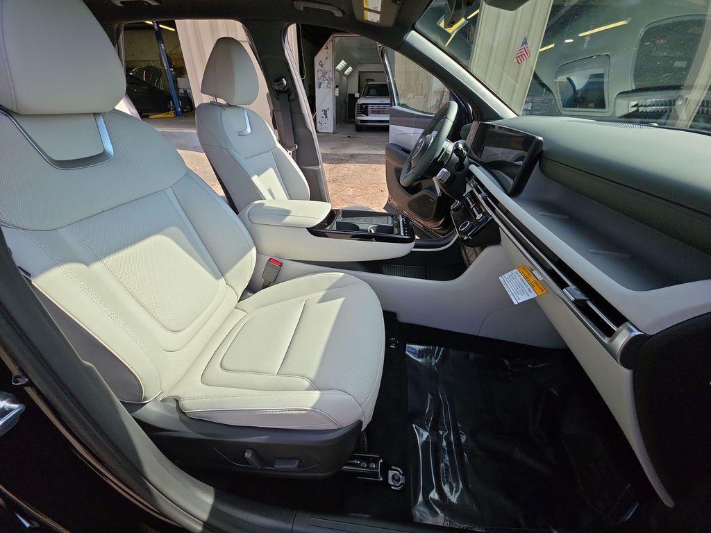 new 2025 Hyundai TUCSON Hybrid car, priced at $40,175