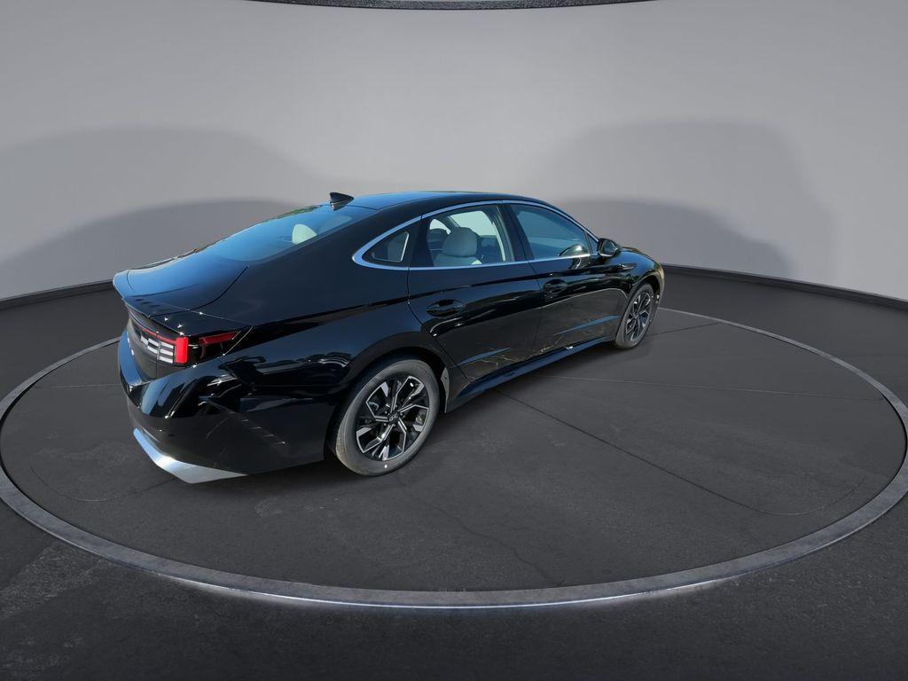 new 2025 Hyundai Sonata car, priced at $29,635