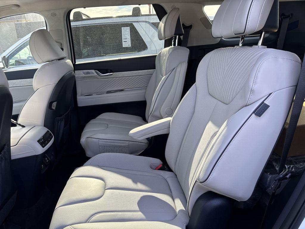 new 2025 Hyundai Palisade car, priced at $55,875