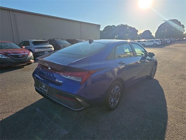 new 2025 Hyundai ELANTRA HEV car, priced at $25,710