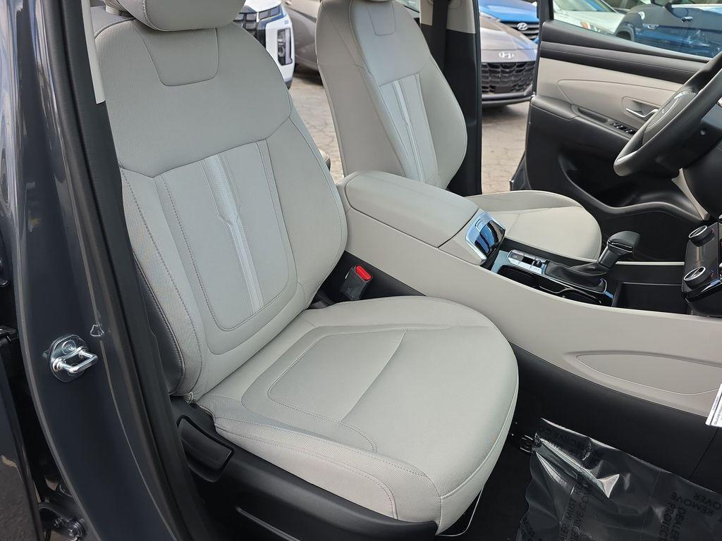 new 2026 Hyundai Tucson car, priced at $30,225