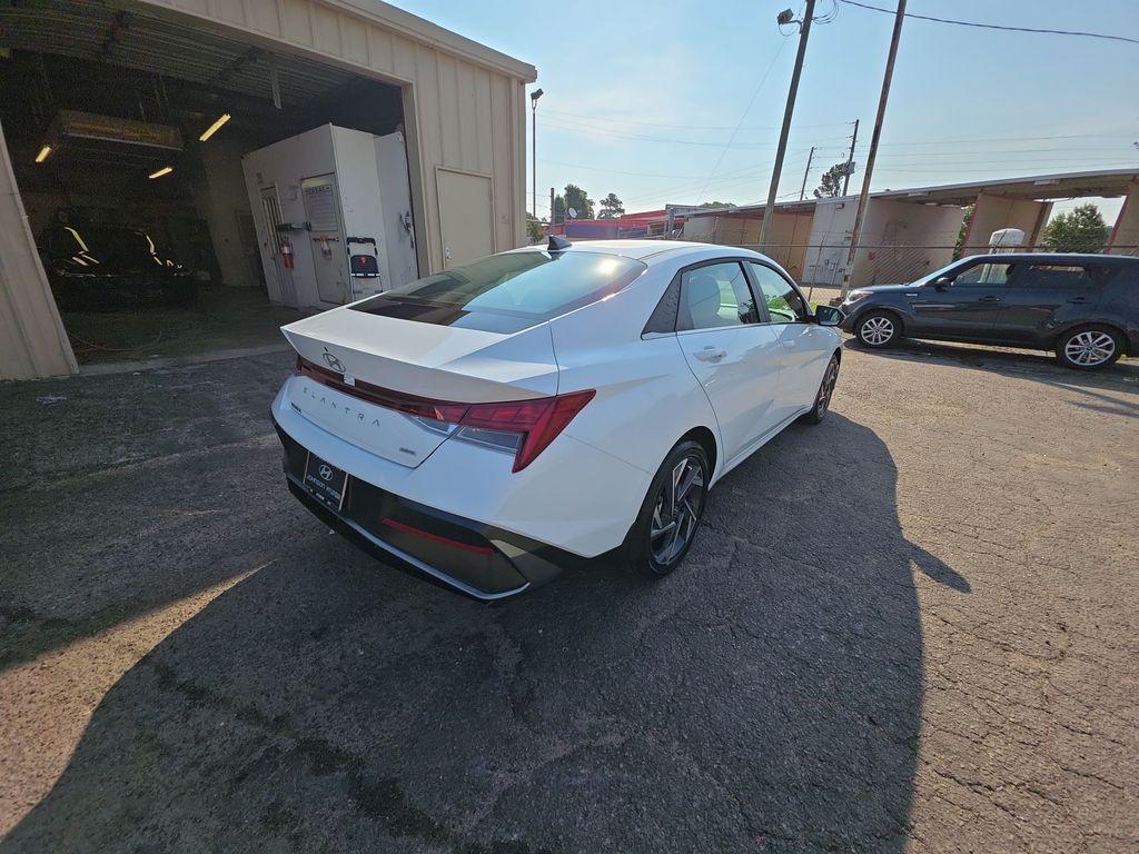 new 2025 Hyundai ELANTRA HEV car, priced at $32,060