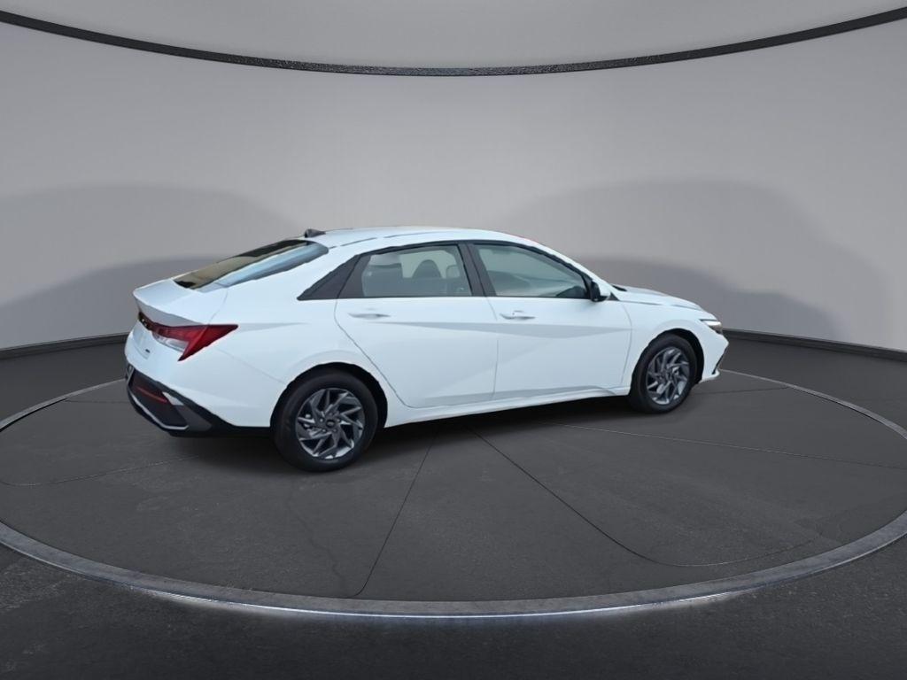 new 2025 Hyundai ELANTRA HEV car, priced at $27,630
