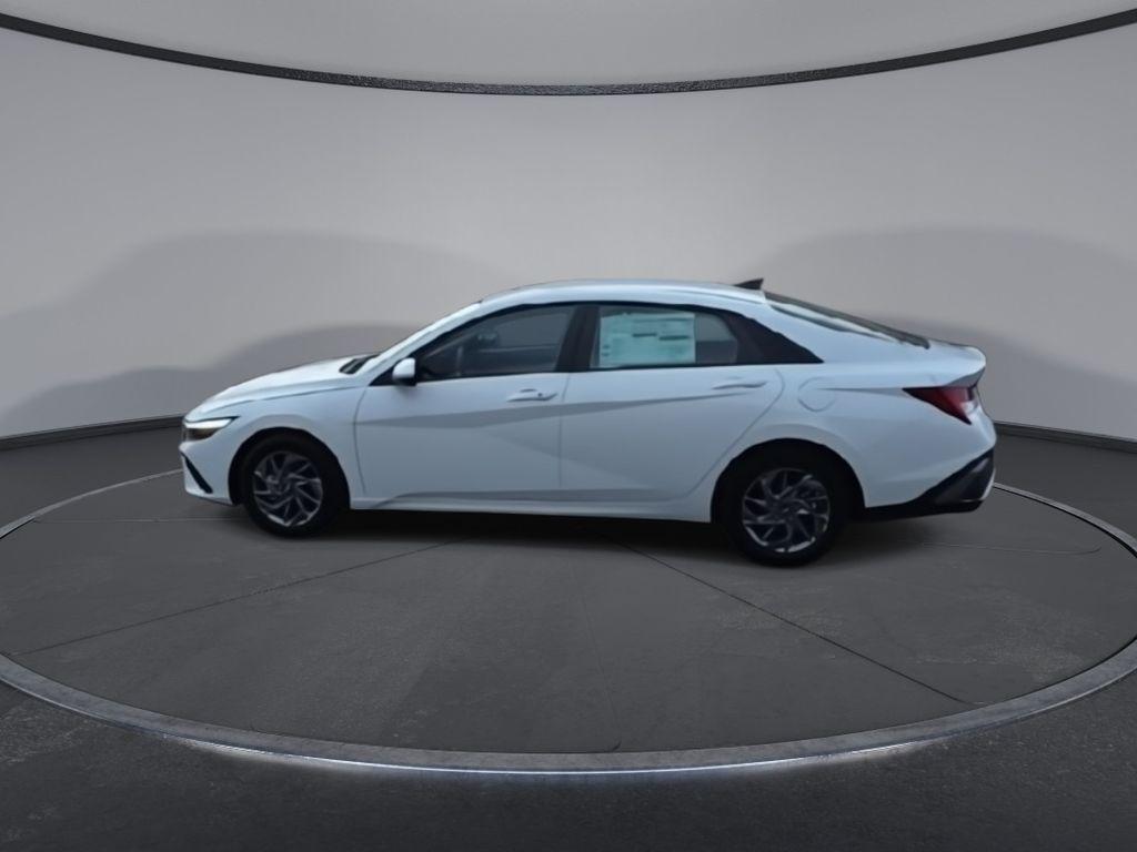 new 2025 Hyundai ELANTRA HEV car, priced at $27,630