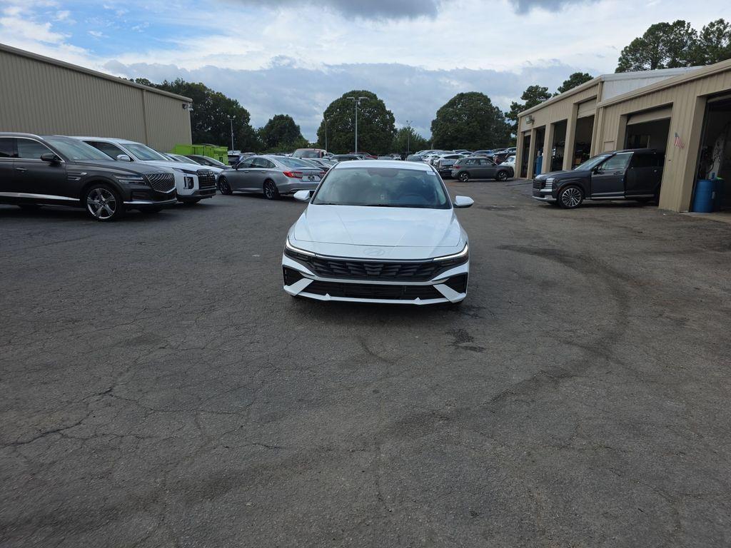 new 2025 Hyundai ELANTRA HEV car, priced at $27,630
