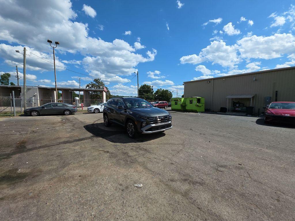 new 2025 Hyundai TUCSON Hybrid car, priced at $40,740