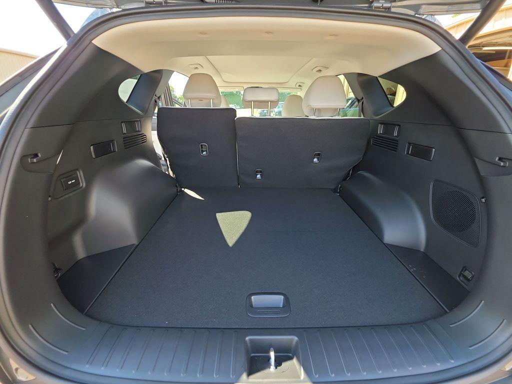 new 2025 Hyundai TUCSON Hybrid car, priced at $40,740