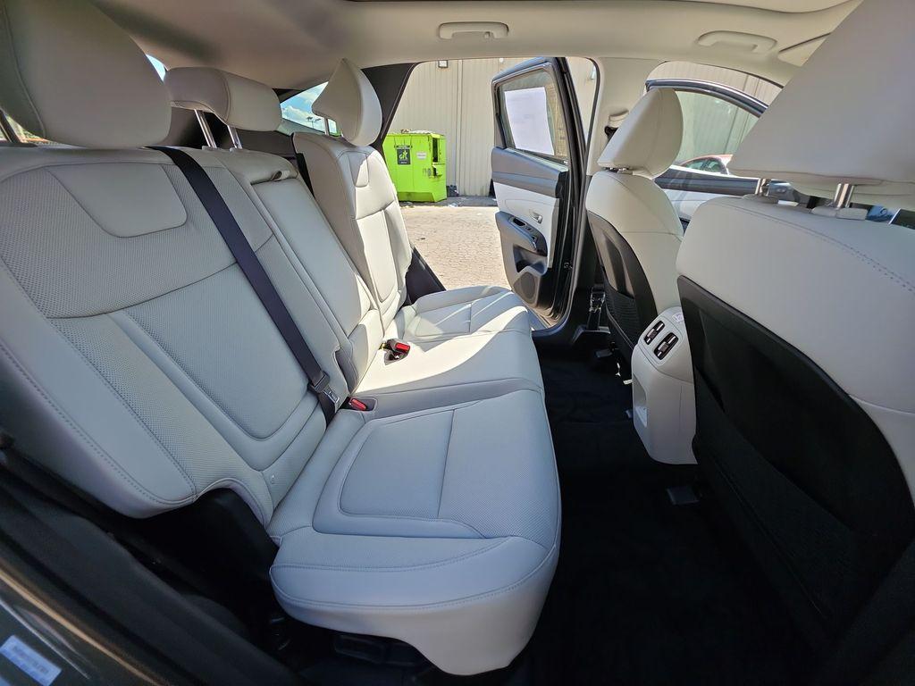 new 2025 Hyundai TUCSON Hybrid car, priced at $40,740