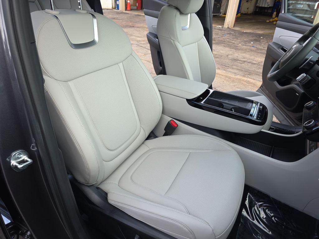 new 2025 Hyundai TUCSON Hybrid car, priced at $40,295