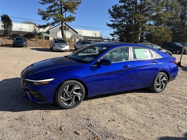 new 2025 Hyundai Elantra car, priced at $25,371