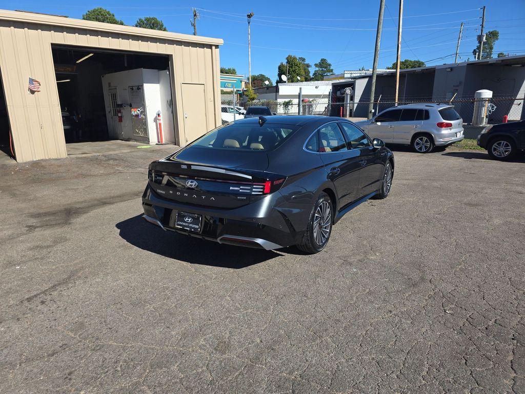 new 2026 Hyundai Sonata Hybrid car, priced at $39,895