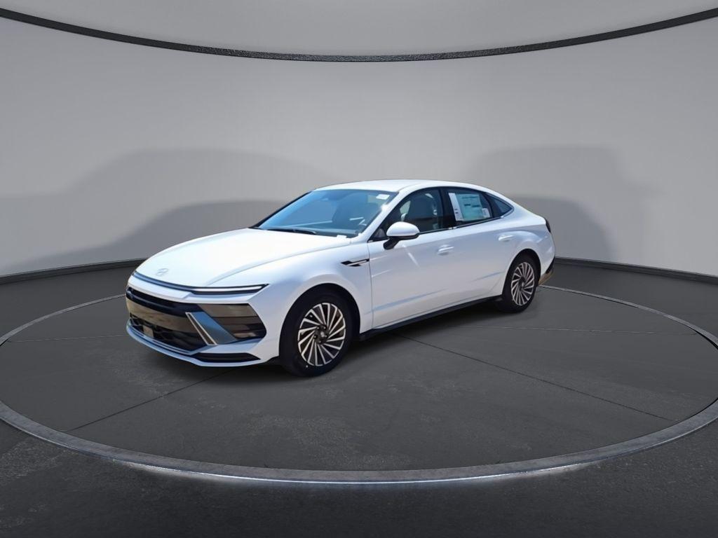 new 2025 Hyundai Sonata Hybrid car, priced at $33,575