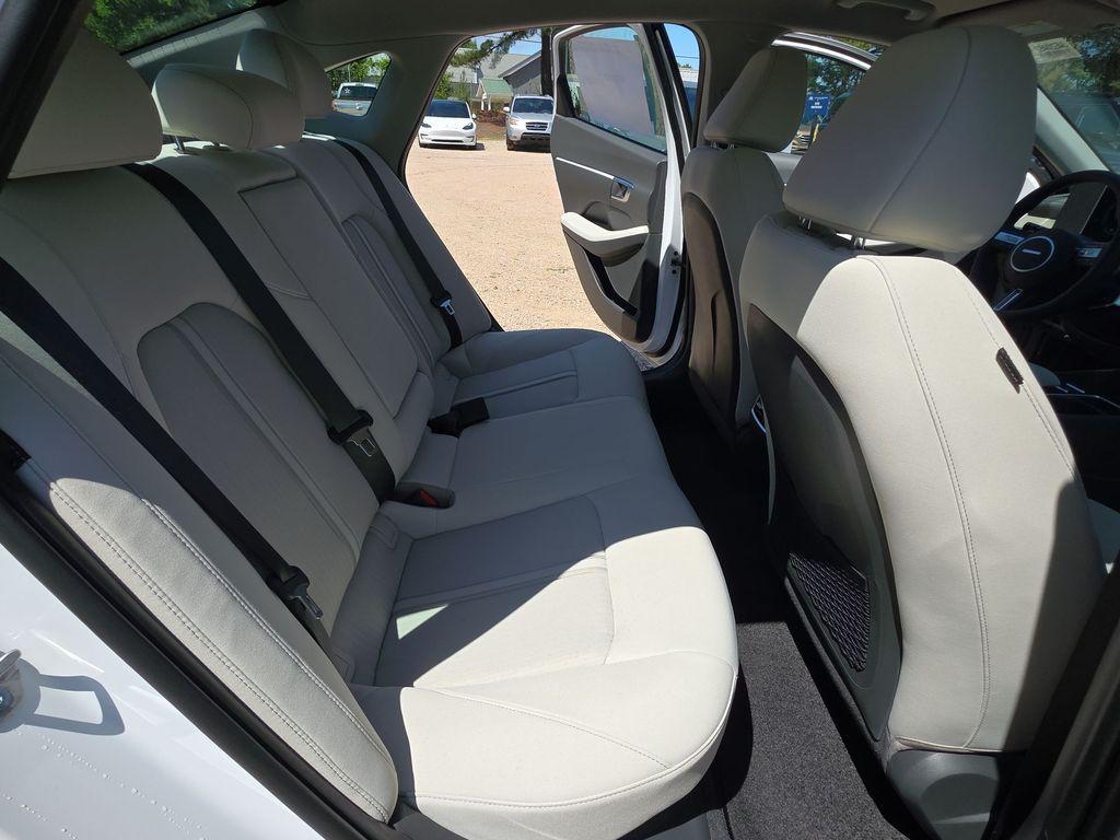 new 2025 Hyundai Sonata Hybrid car, priced at $33,575
