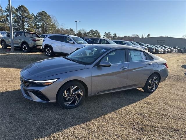 new 2025 Hyundai Elantra car, priced at $25,371