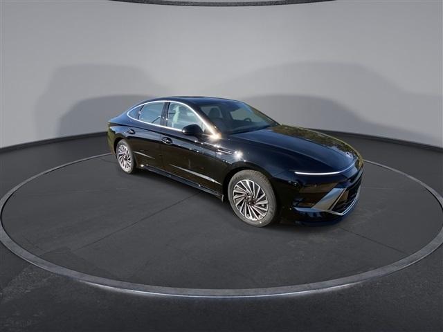 new 2025 Hyundai Sonata Hybrid car, priced at $29,388