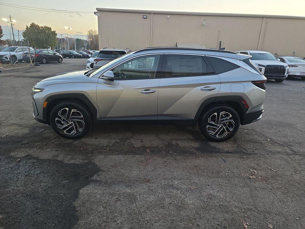new 2026 Hyundai TUCSON Hybrid car, priced at $41,510