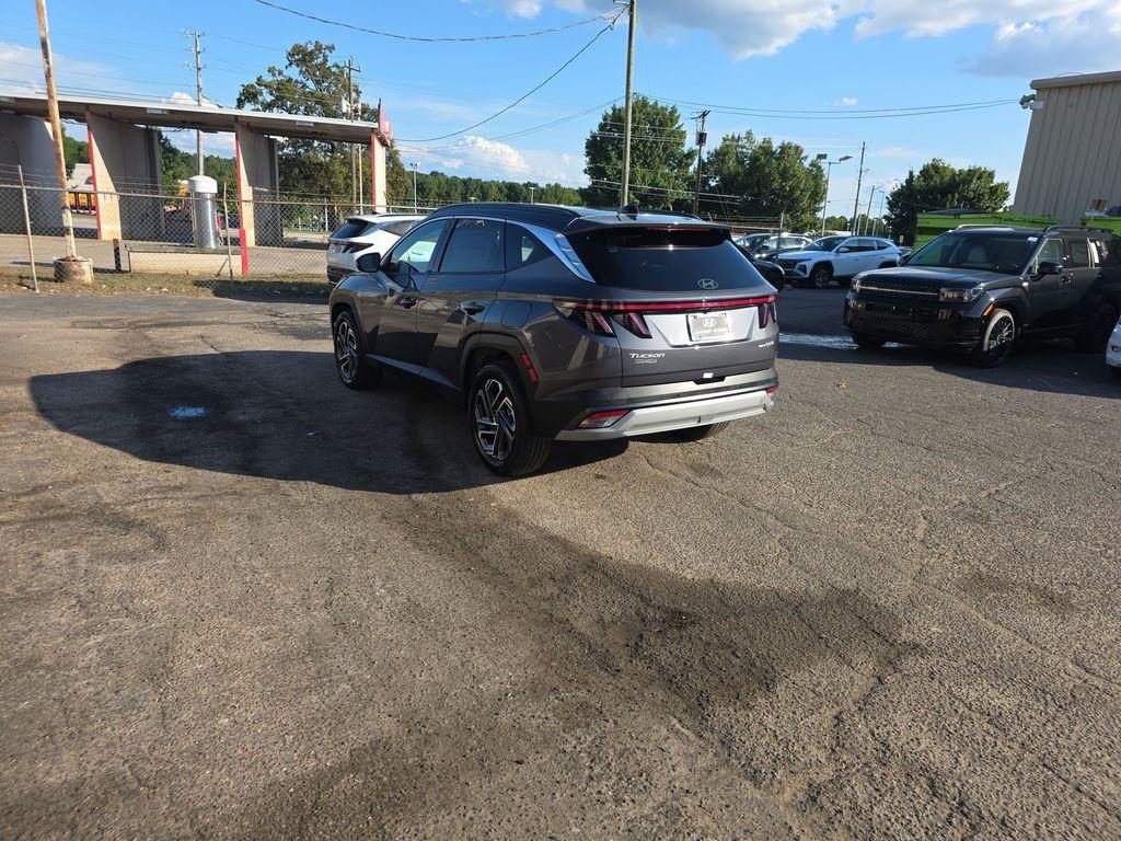 new 2025 Hyundai TUCSON Hybrid car, priced at $41,000