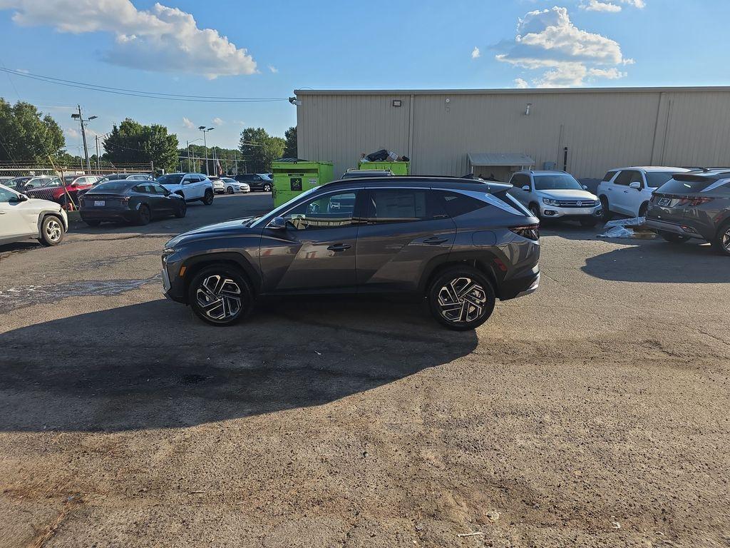 new 2025 Hyundai TUCSON Hybrid car, priced at $41,000