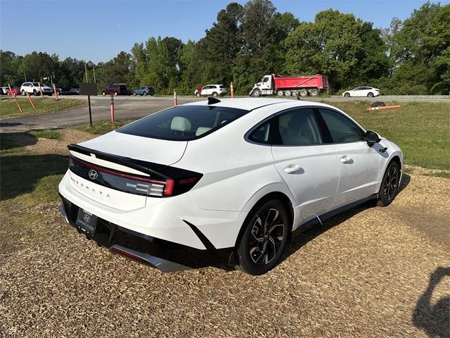 new 2025 Hyundai Sonata car, priced at $29,085