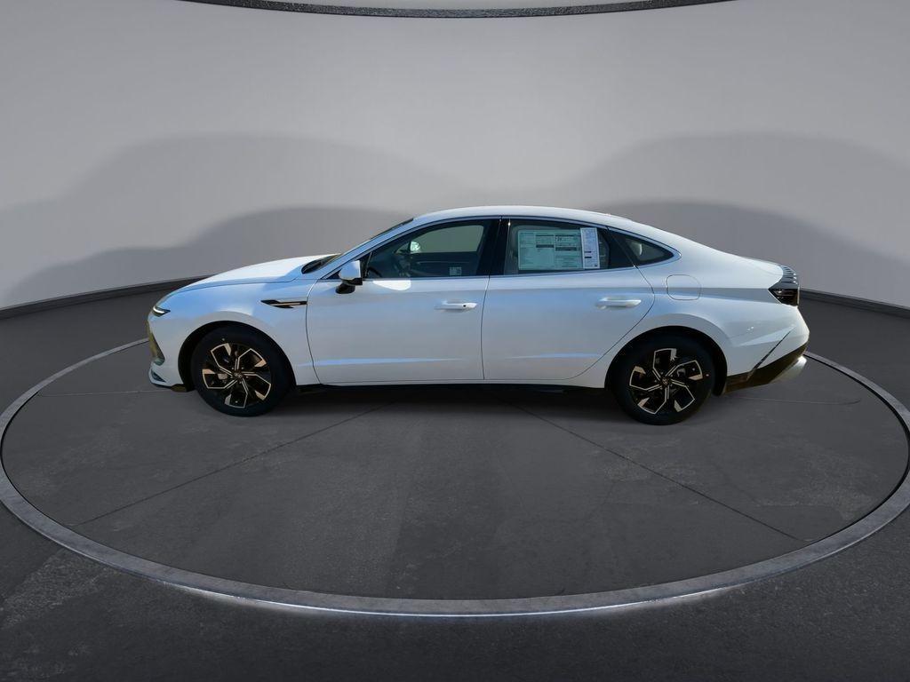 new 2025 Hyundai Sonata car, priced at $30,335
