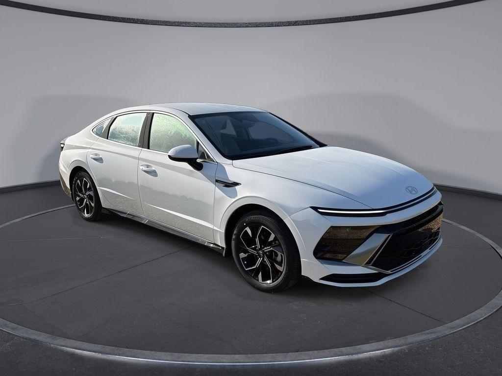 new 2025 Hyundai Sonata car, priced at $30,335