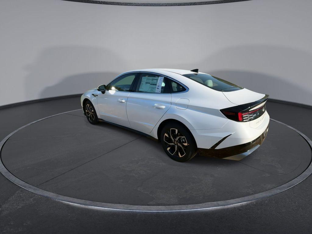 new 2025 Hyundai Sonata car, priced at $30,335
