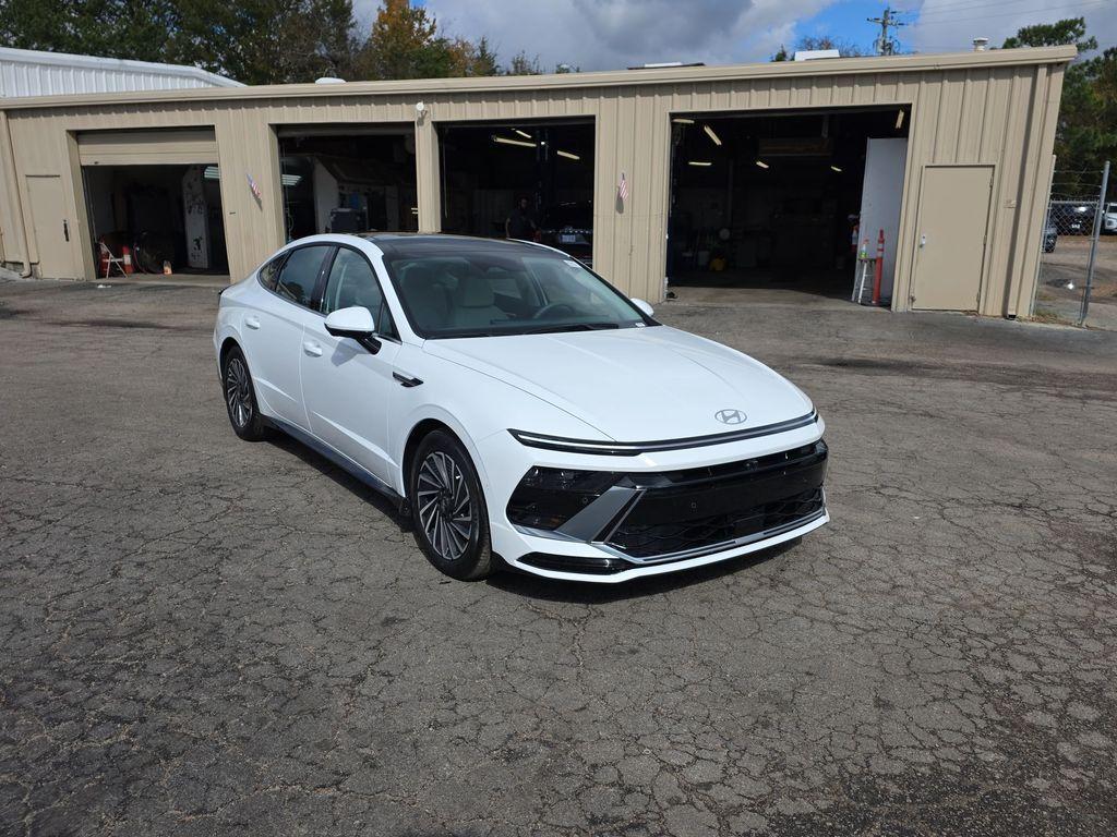 new 2026 Hyundai Sonata Hybrid car, priced at $40,145