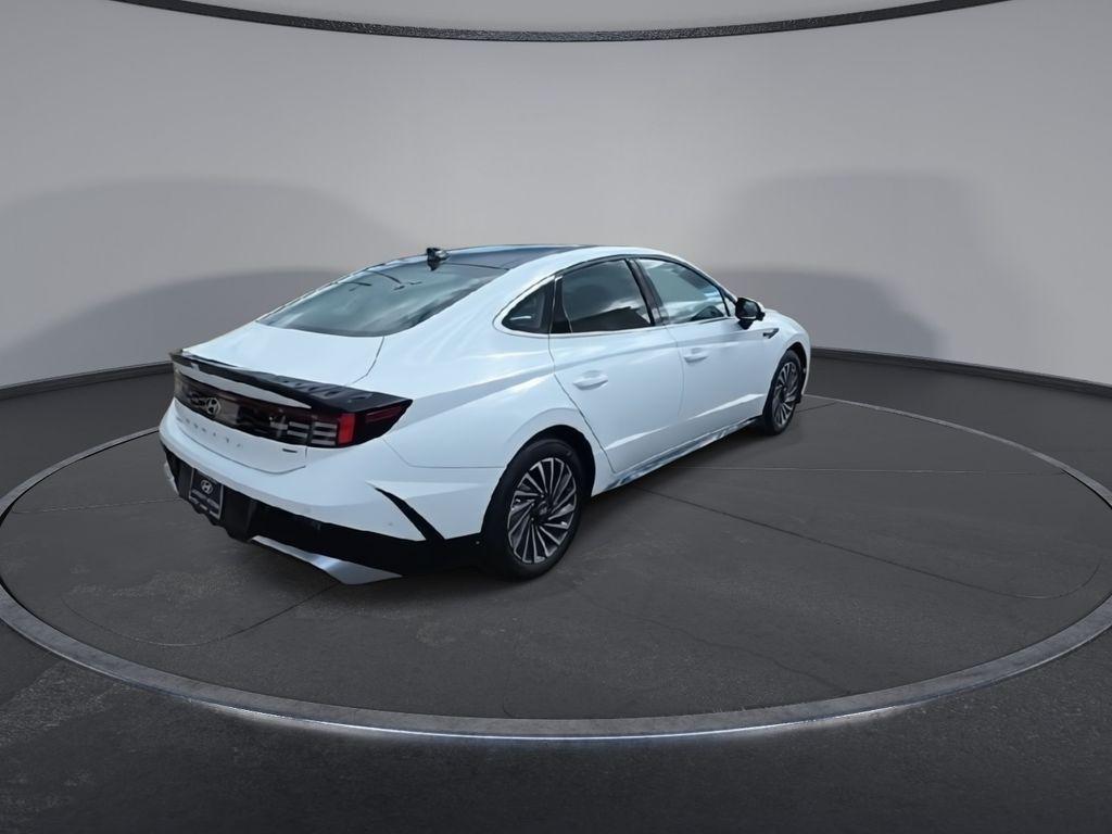 new 2026 Hyundai Sonata Hybrid car, priced at $40,145