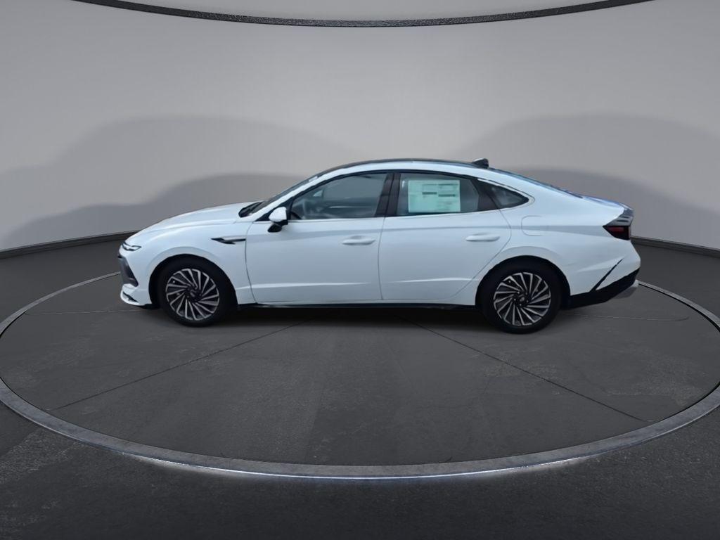 new 2026 Hyundai Sonata Hybrid car, priced at $40,145