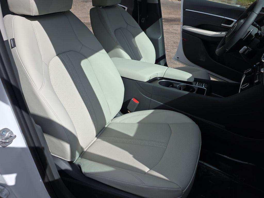new 2026 Hyundai Sonata Hybrid car, priced at $40,145