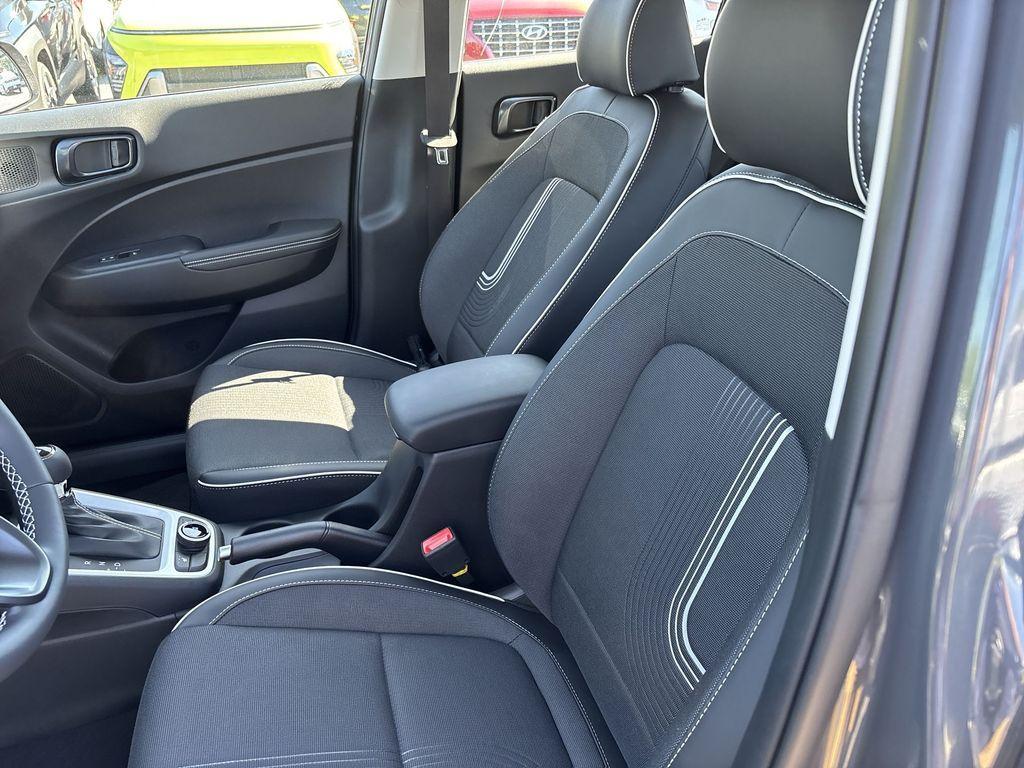 new 2025 Hyundai Venue car, priced at $25,285