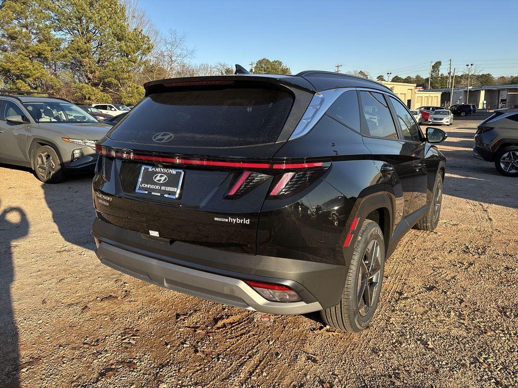 new 2025 Hyundai TUCSON Hybrid car, priced at $37,045