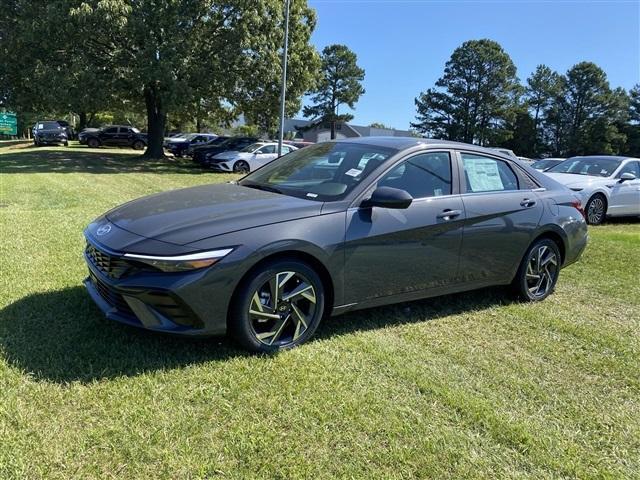 used 2024 Hyundai Elantra car, priced at $21,995