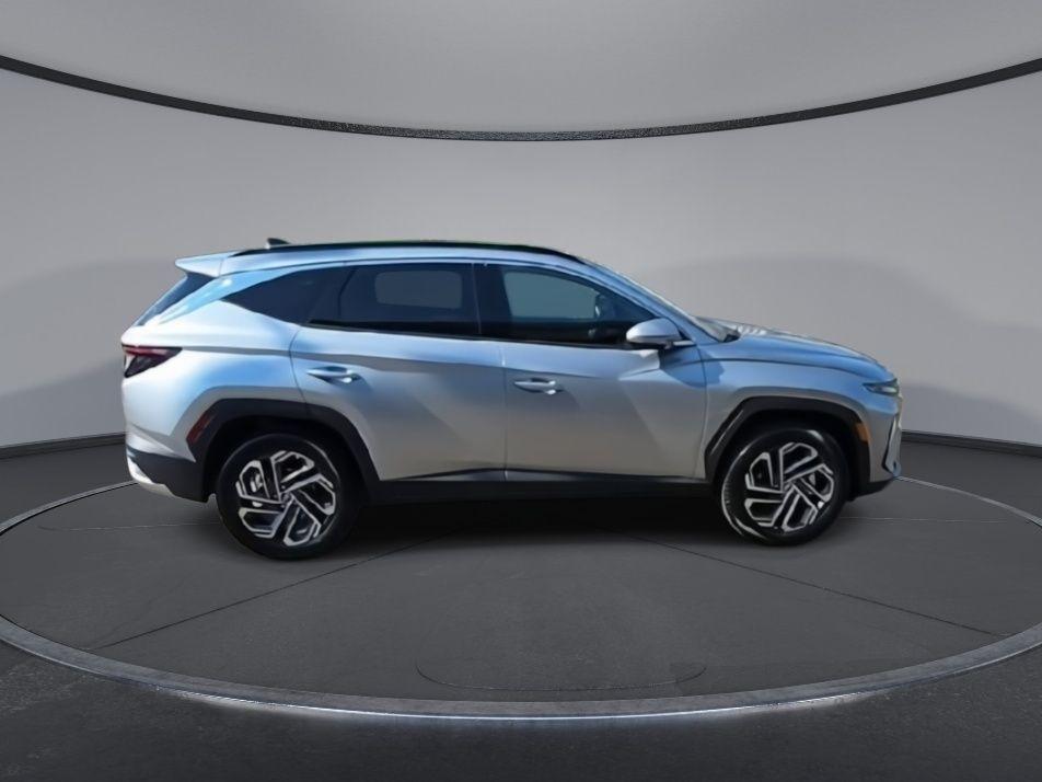 new 2025 Hyundai TUCSON Hybrid car, priced at $42,000