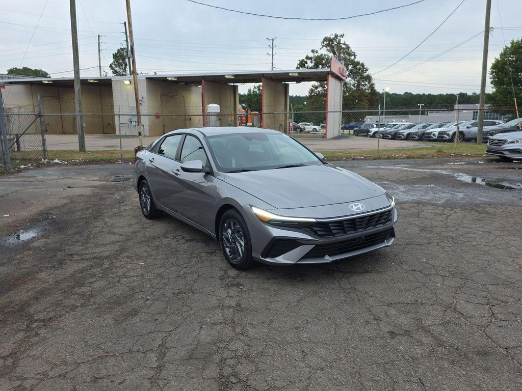 new 2025 Hyundai ELANTRA HEV car, priced at $27,365