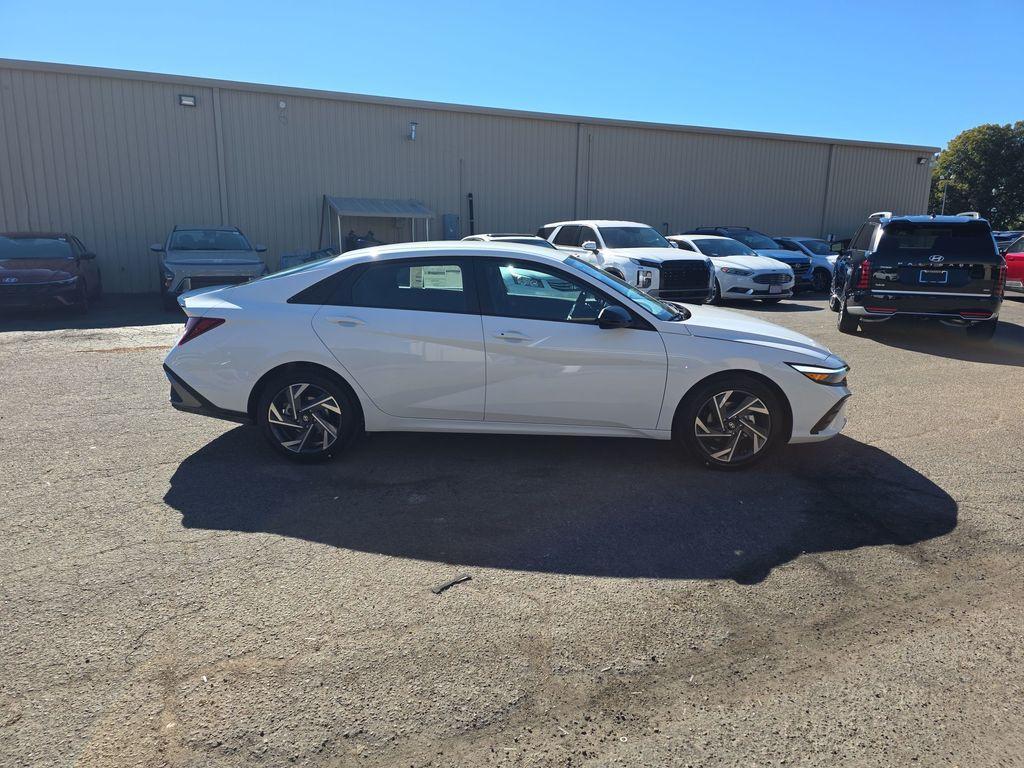 new 2025 Hyundai Elantra car, priced at $25,410