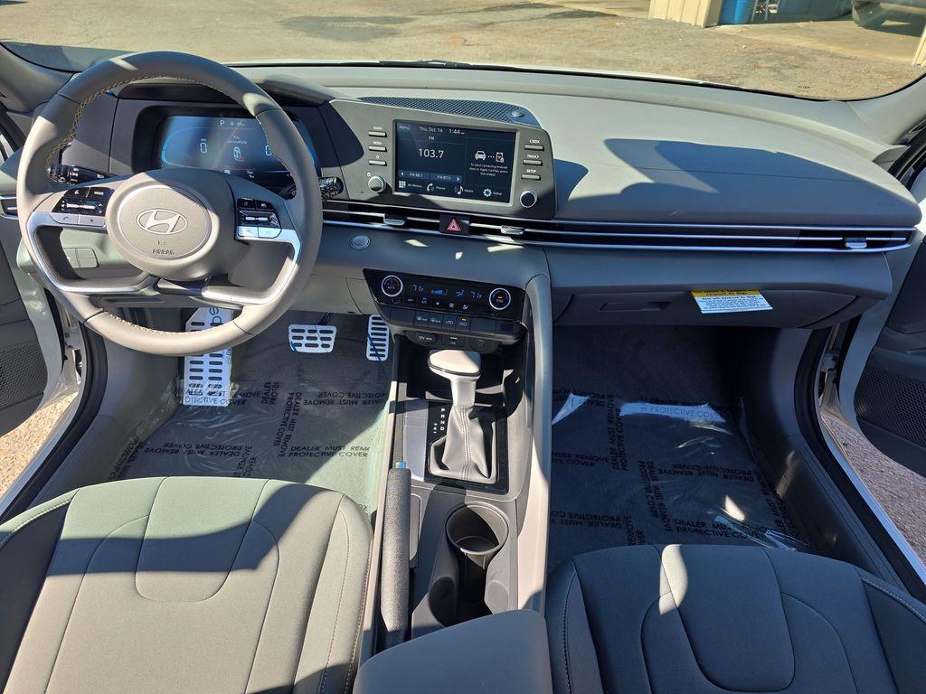 new 2025 Hyundai Elantra car, priced at $25,410