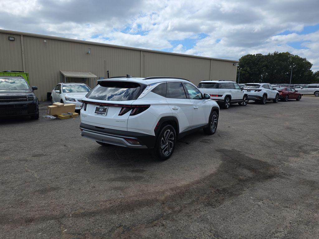 new 2025 Hyundai TUCSON Hybrid car, priced at $41,250