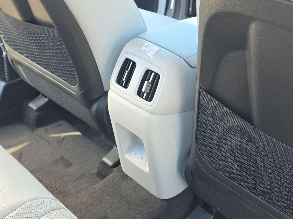 new 2026 Hyundai TUCSON Hybrid car, priced at $41,970