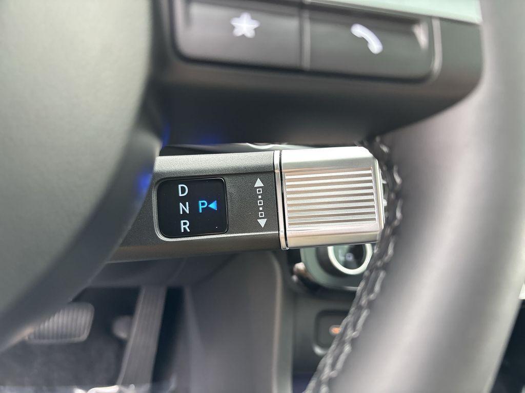 new 2025 Hyundai TUCSON Hybrid car, priced at $42,540