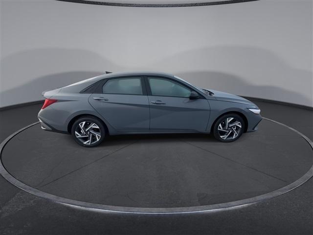 new 2025 Hyundai Elantra car, priced at $23,726