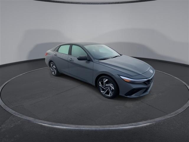 new 2025 Hyundai Elantra car, priced at $23,726