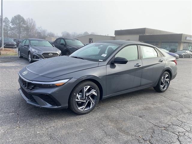 new 2025 Hyundai Elantra car, priced at $23,726