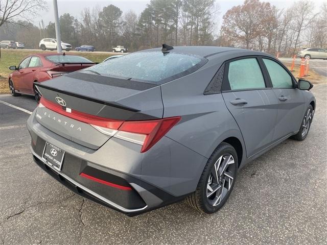 new 2025 Hyundai Elantra car, priced at $23,726