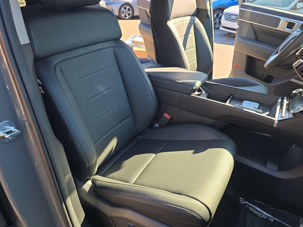 new 2026 Hyundai SANTA FE HEV car, priced at $43,685