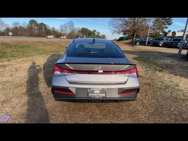 new 2025 Hyundai Elantra car, priced at $23,678