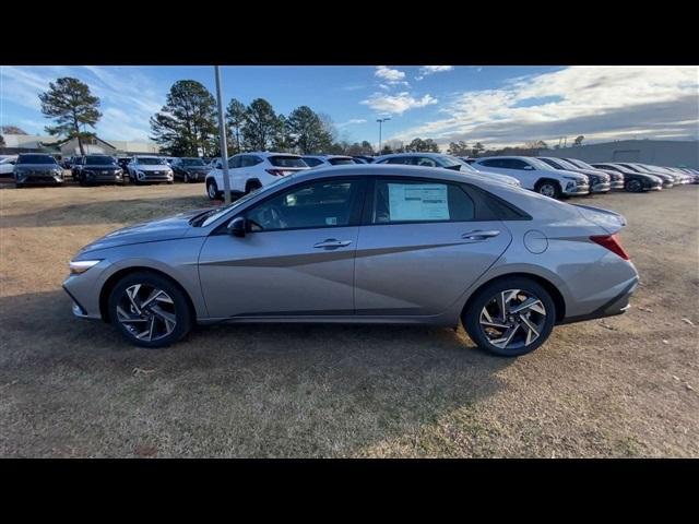 new 2025 Hyundai Elantra car, priced at $23,678