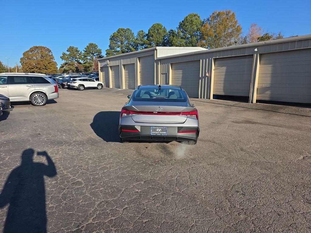 new 2026 Hyundai ELANTRA HEV car, priced at $26,585