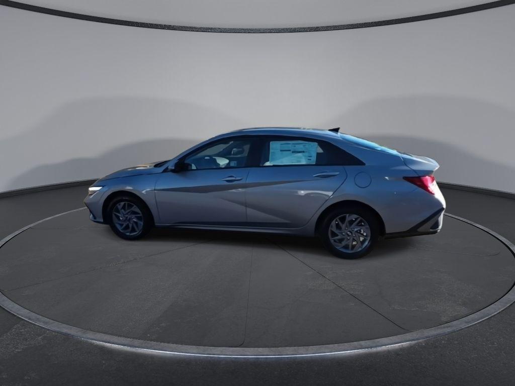 new 2026 Hyundai ELANTRA HEV car, priced at $26,585