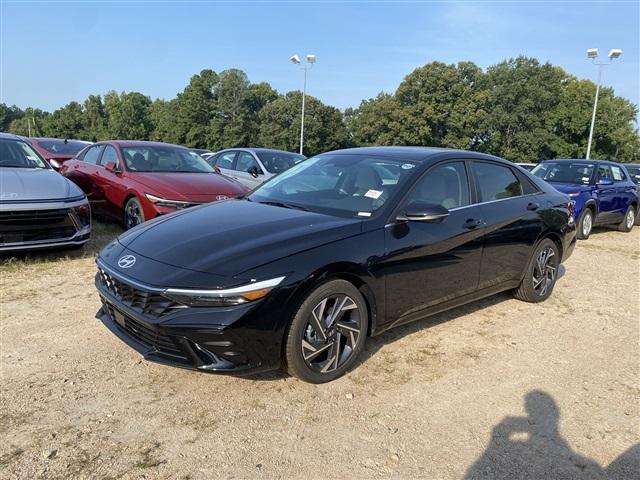 new 2024 Hyundai Elantra car, priced at $24,902